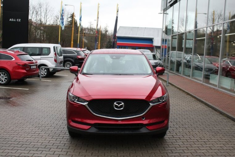 Mazda CX-5, SKYACTIV-G, barva červená