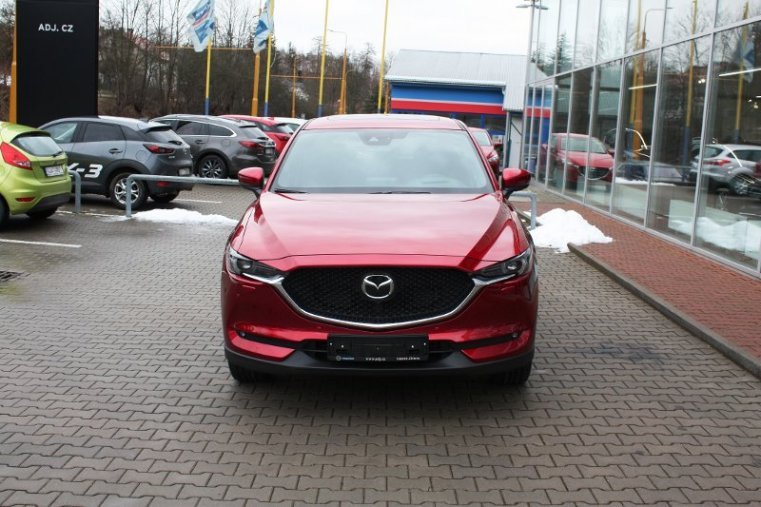 Mazda CX-5, SKYACTIV-G, barva červená