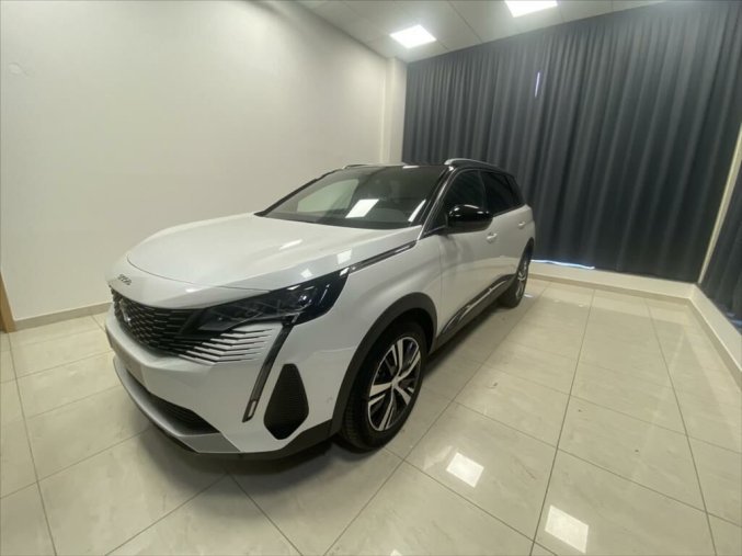 Peugeot 5008, Peugeot 5008 ALLURE PACK 130k EAT8, barva bílá