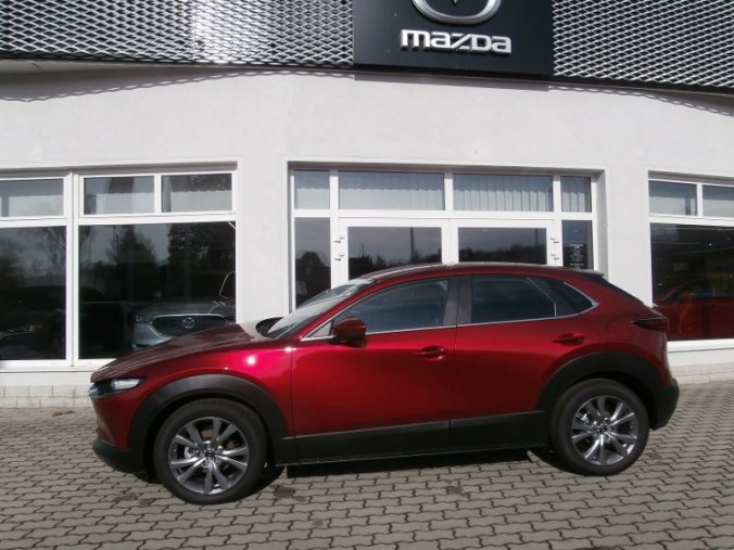 Mazda CX-30, 2,0i 122 PS, barva červená