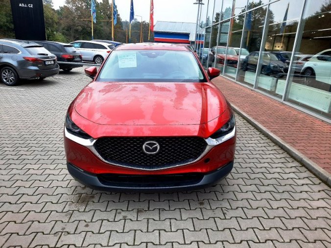 Mazda CX-30, SKYACTIV-G, barva červená