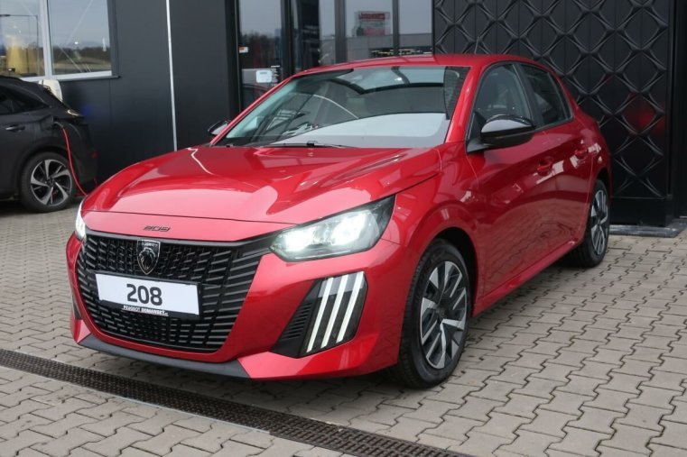 Peugeot 208, Peugeot 208 ACTIVE 100k MAN6, barva červená