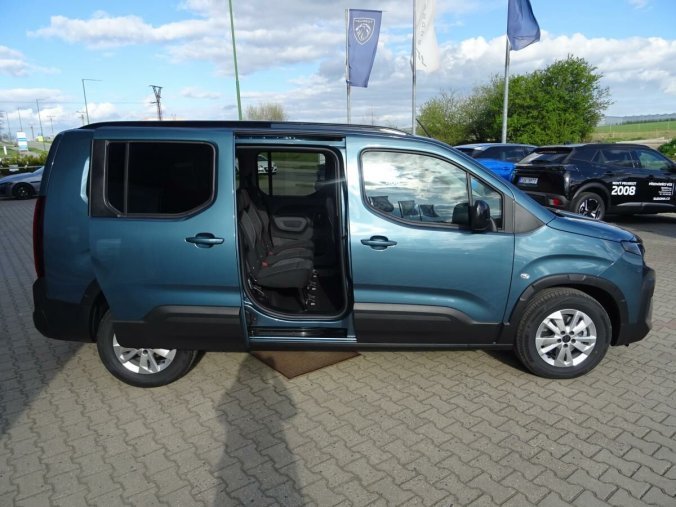 Peugeot Rifter, Peugeot Rifter LONG ALLURE BlueHDi 130 EAT8, barva modrá