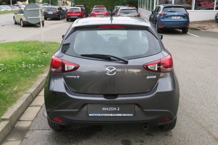 Mazda 2, 1,5G 75k, barva šedá