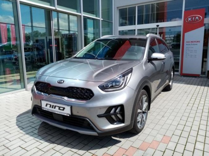 Kia Niro, 1,6 GDi HEV Exclusive Style, barva stříbrná