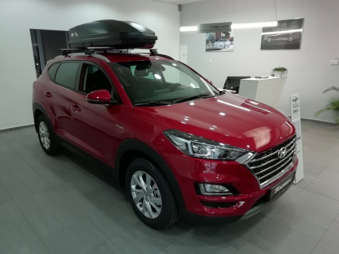 Hyundai Tucson, 1,6 T-GDi 130 kW (95 NAT) 6 st. man 4×4, barva červená