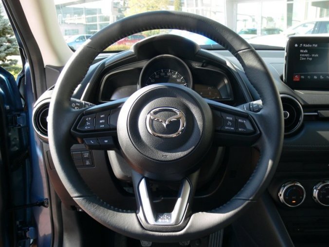 Mazda CX-3, 2.0 Skyactiv G121, barva modrá