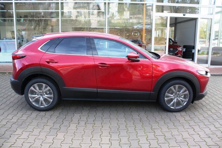 Mazda CX-30, SKYACTIV-X, barva červená