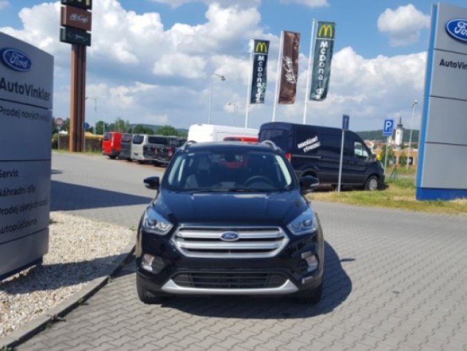 Ford Kuga, 1.5 EcoBoost, barva černá