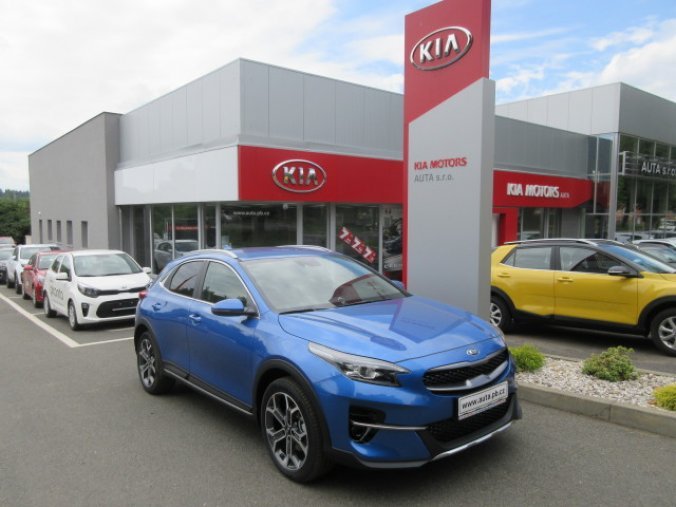 Kia XCeed, 1,6 CRDi SCR MHEV 7DCT TOP, barva modrá