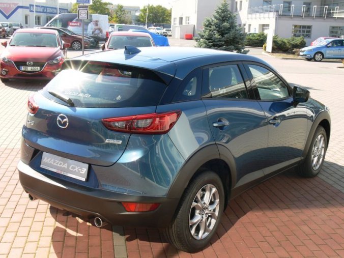 Mazda CX-3, 2.0 Skyactiv G121, barva modrá