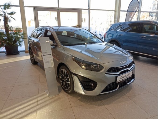 Kia Ceed, SW CD 1,5 T-GDi GPF GT LINE, barva šedá