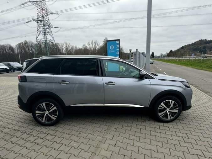 Peugeot 5008, Peugeot 5008 ALLURE PACK BHDi 130 S&S EAT8, barva šedá