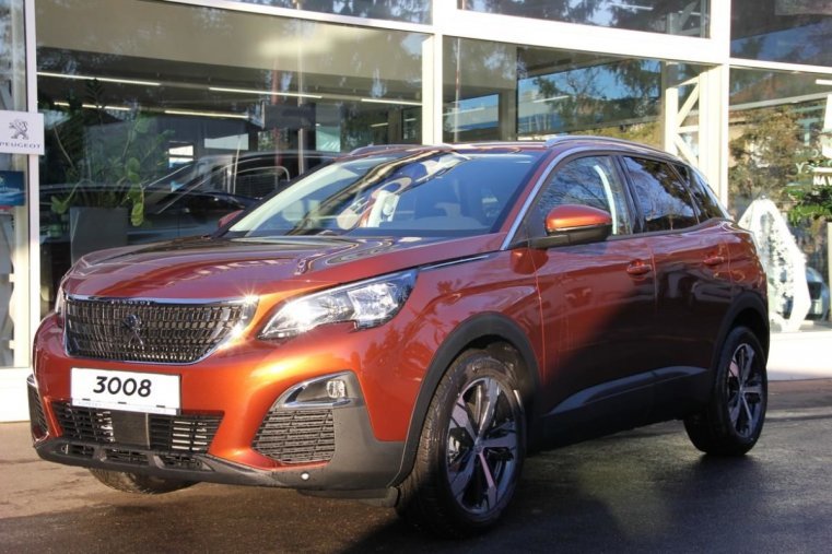 Peugeot 3008, ACTIVE 1.2 PureTech 130 S&S EA, barva hnědá