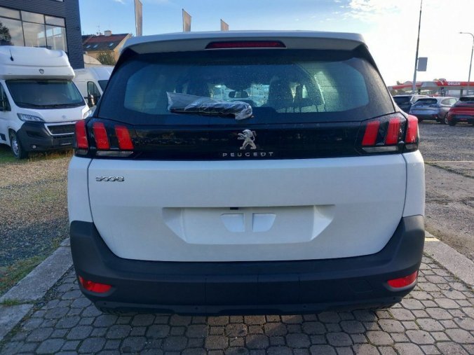 Peugeot 5008, Peugeot 5008 Active Pack PureTech 130 S&S M, barva bílá