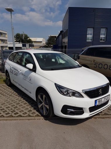 Peugeot 308, SW ACTIVE 1,2 Pure Tech 110k MAN6 - 7945, barva bílá