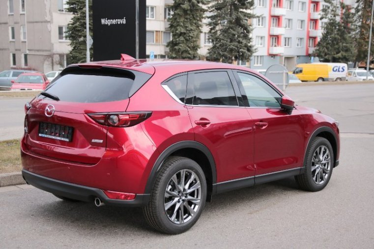 Mazda CX-5, 2,5 Skyactiv-G 194k, barva červená