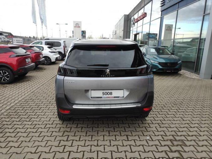 Peugeot 5008, Peugeot 5008 ALLURE PACK 1.5HDI AUT8 7 MÍST, barva stříbrná