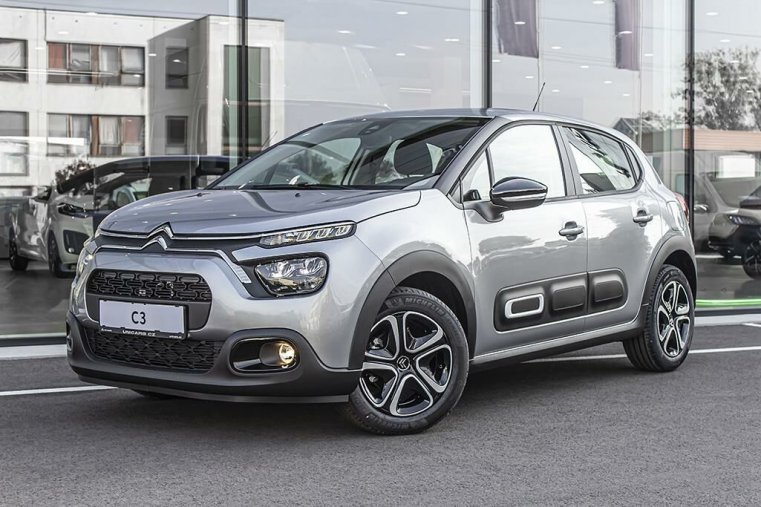 Citroën C3, Citroën C3 1.2 PureTech S&S MAN FEEL PACK, barva stříbrná