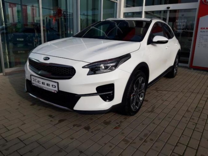 Kia XCeed, 1,4 T-GDi  TOP 7DCT, barva bílá