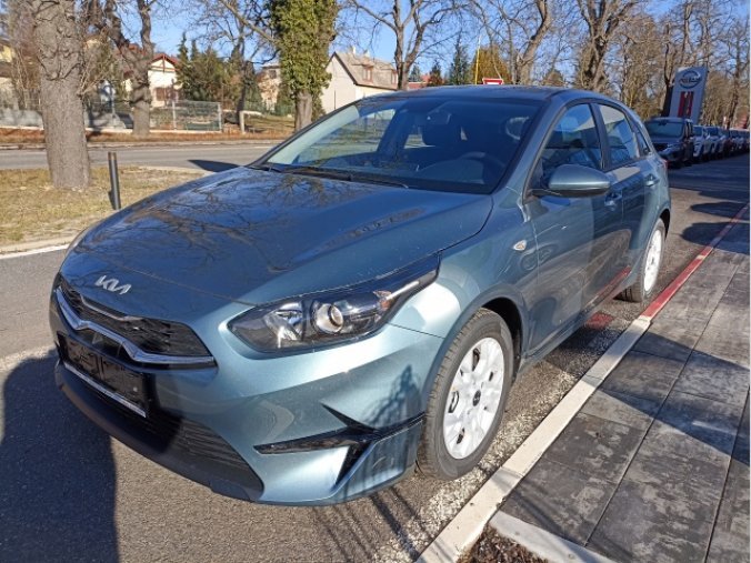 Kia Ceed, 1,5 T-GDi GPF SPIN, barva šedá