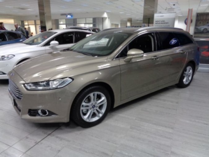 Ford Mondeo, 1.5 EcoBoost, barva stříbrná