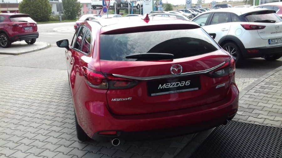 Mazda 6, 2.2D 150k, barva červená