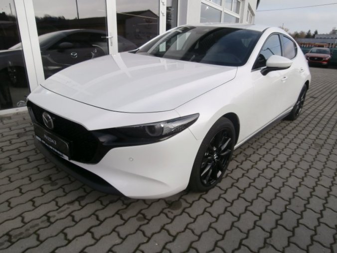 Mazda 3, Skyactiv GT 180, barva bílá