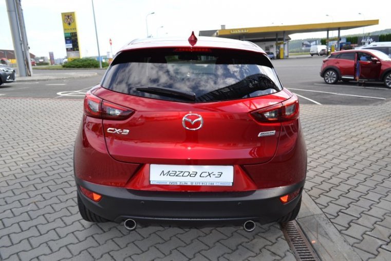 Mazda CX-3, 2,0 121k, barva červená