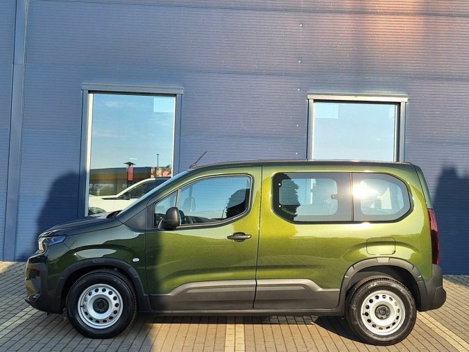 Peugeot Rifter, Peugeot Rifter ACTIVE BlHDi 100 M6  N1, barva zelená