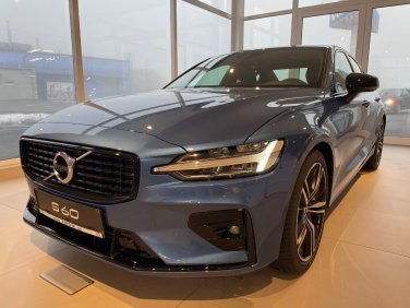 Volvo S60 - sedan, R-DESIGN Sedan 2,0 B4 Mild-Hybrid