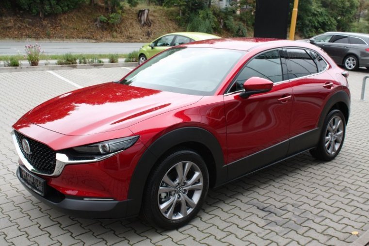 Mazda CX-30, SKYACTIV-G, barva červená