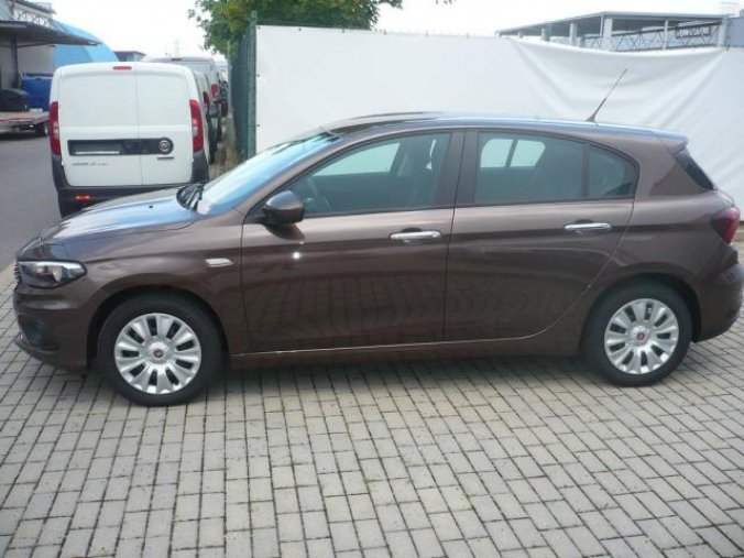 Fiat Tipo, HB 1.4 16v ITALIA, barva hnědá