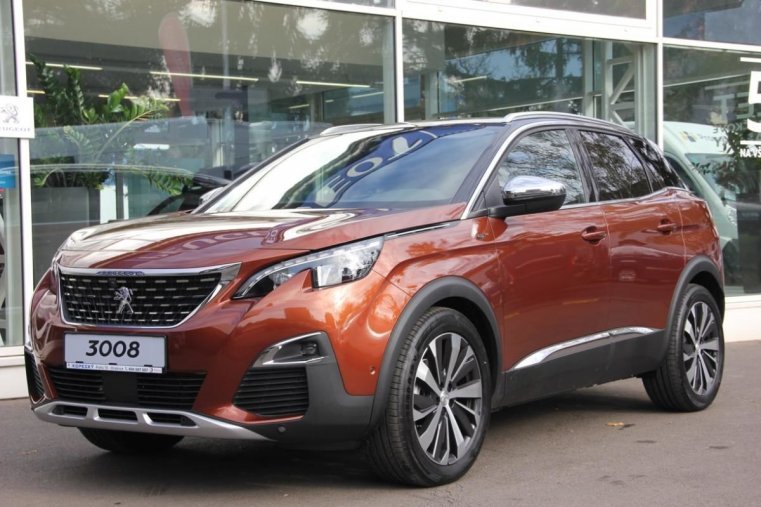 Peugeot 3008, GT 2,0 BlueHDI 180k EAT8, barva hnědá