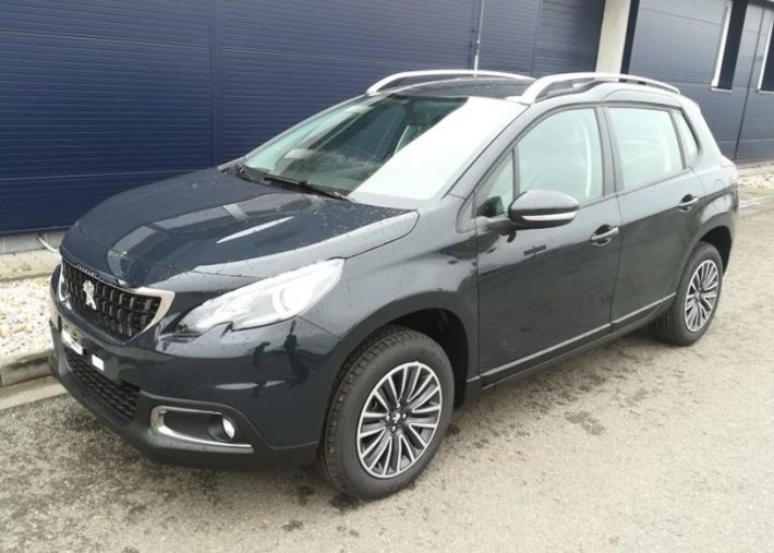 Peugeot 2008, Active 1.2 PureTech 110 S&S MAN6, barva šedá