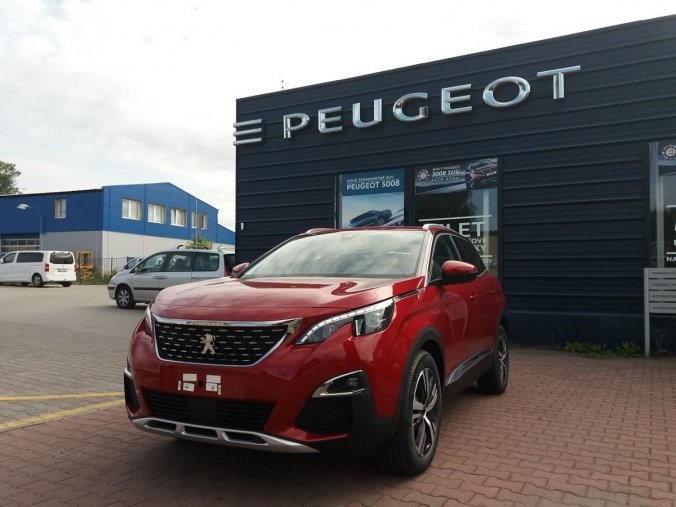 Peugeot 3008, ALLURE 1.2.PT 130k MAN6, barva červená