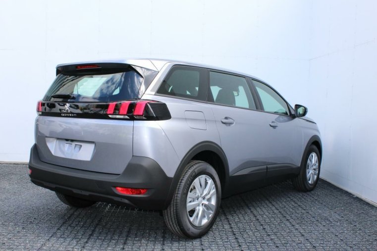 Peugeot 5008, Peugeot 5008 ACTIVE PACK 1.2 PureTech EAT8, barva šedá