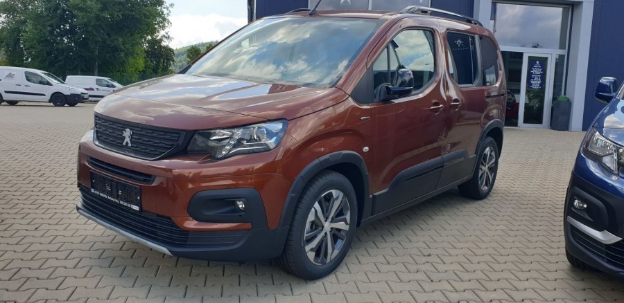 Peugeot Rifter, GT-LINE 1.2 130k EAT8 - poslední vůz, barva oranžová