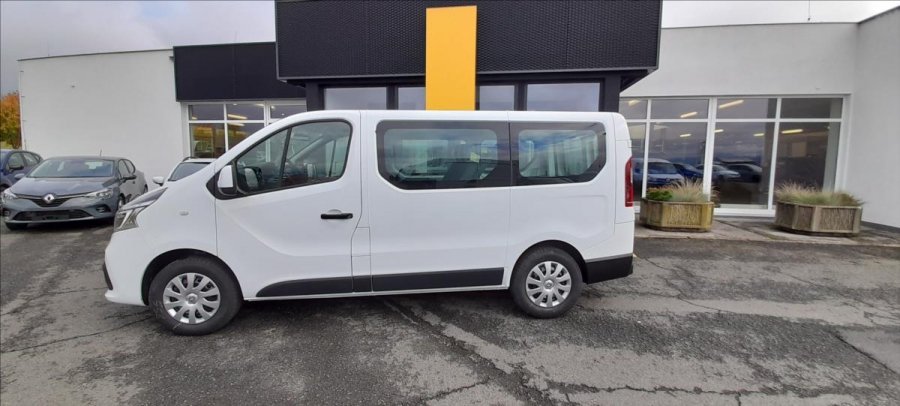 Renault Trafic, 2,0   L1P1 120k Combi Van, barva bílá