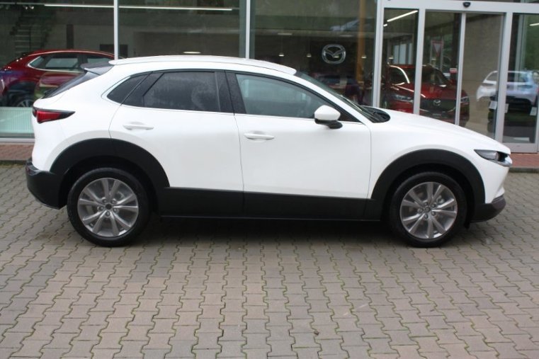 Mazda CX-30, SKYACTIV-G, barva bílá