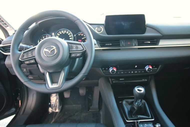 Mazda 6, 2,0 Skyactiv-G 165k, barva šedá