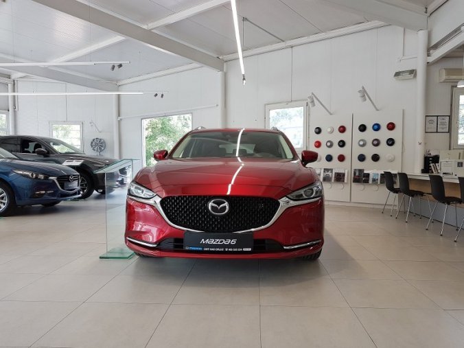 Mazda 6, 2.5 Skyactiv-G194, barva červená