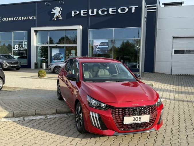 Peugeot 208, Peugeot 208 ALLURE - IHNED K ODBĚRU, barva červená