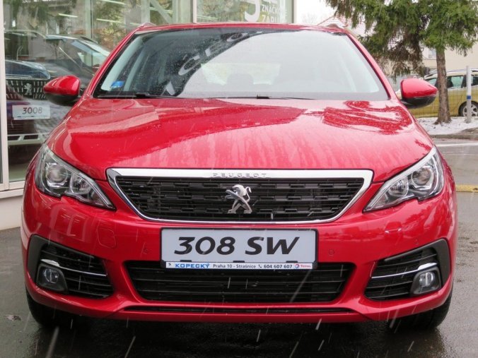 Peugeot 308, 5P ACTIVE 1.6BlueHDi 100k MAN5, barva červená