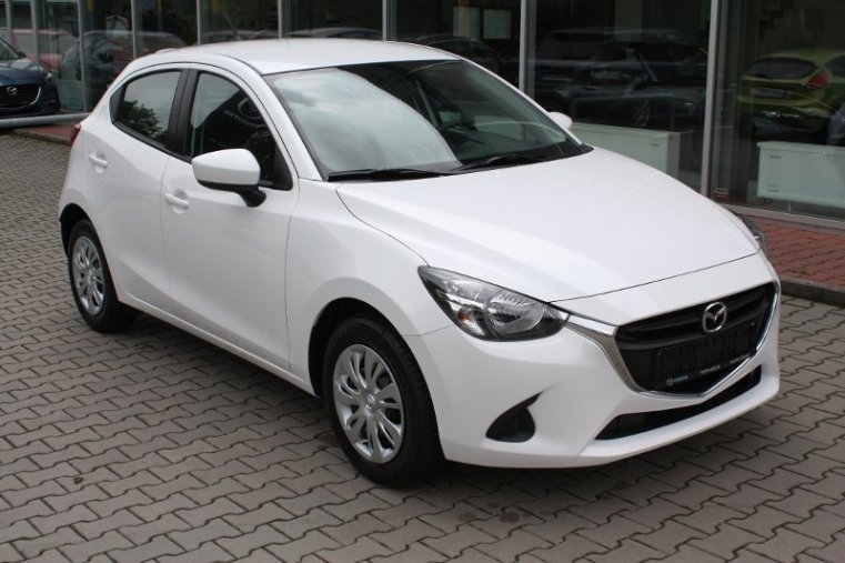 Mazda 2, SKYACTIV-G, barva bílá