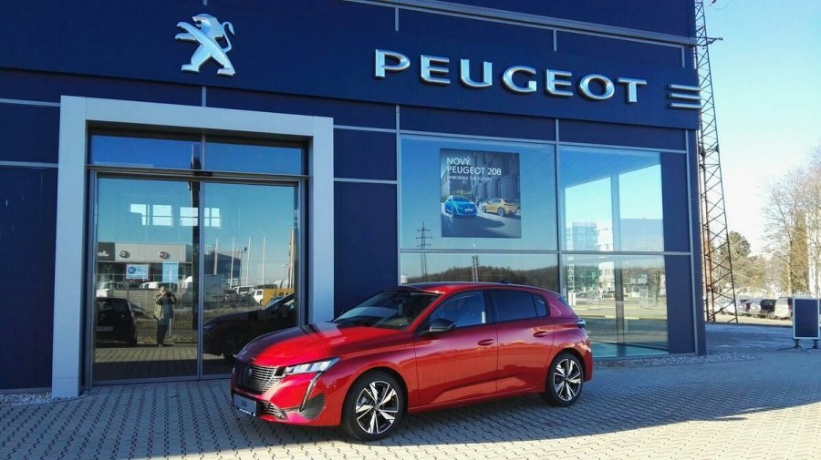 Peugeot 308, ALLURE 1,2 PureTech rezervace, barva červená