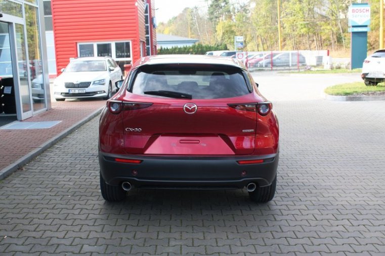 Mazda CX-30, SKYACTIV-X, barva červená