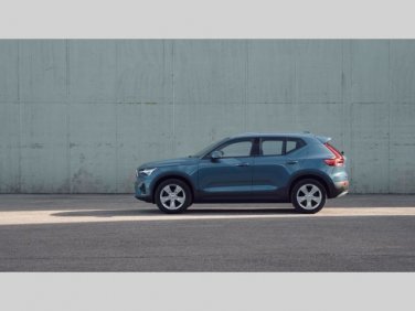 Volvo XC40 - B3 2.0L 163 HP AT7 FWD CORE