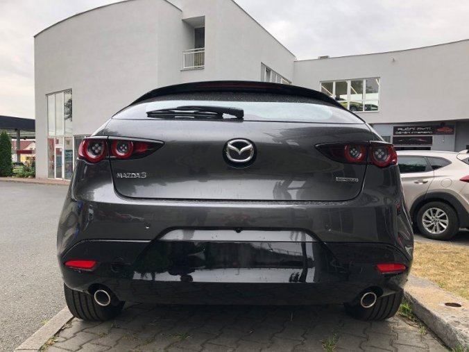 Mazda 3, 2.0i G122, barva šedá