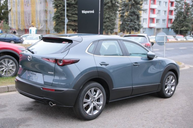 Mazda CX-30, 2,0G 122k, barva šedá